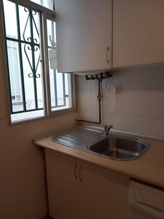 Apartamento 2 Dormitorios Cerca Del Wizink Madrid Exteriör bild